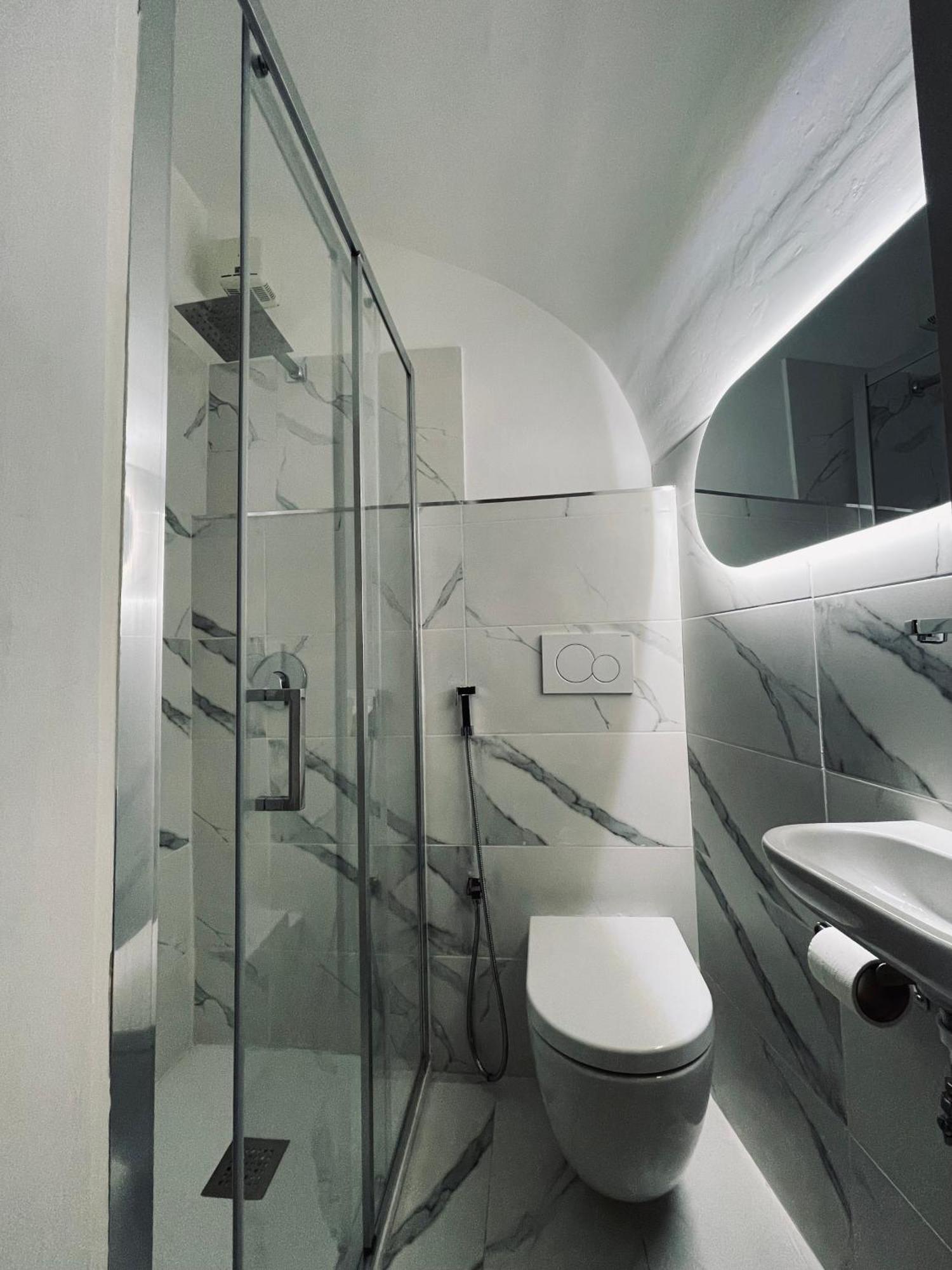 Il Serafino Holiday Suites บารี ภายนอก รูปภาพ
